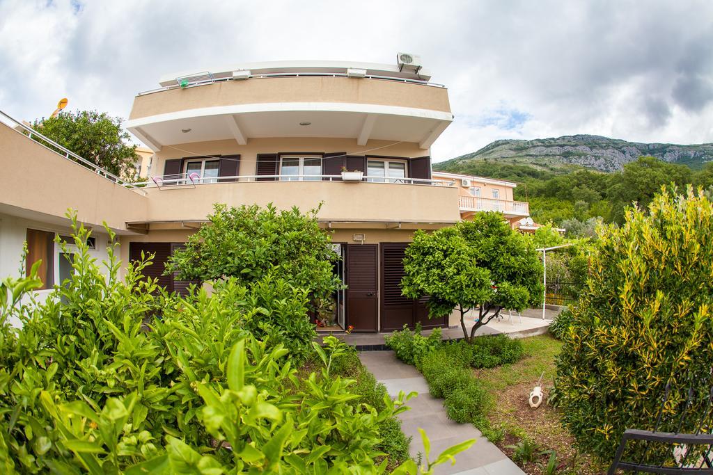 Apartments Vila Masha Petrovac Eksteriør billede